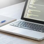 Dlaczego dystrybutor Essentials MDM odgrywa kluczową rolę w zarządzaniu urządzeniami mobilnymi?