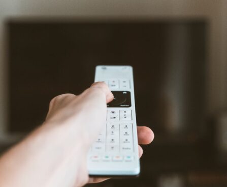 Telewizja w Poznaniu – dostęp do nowoczesnych usług telewizyjnych